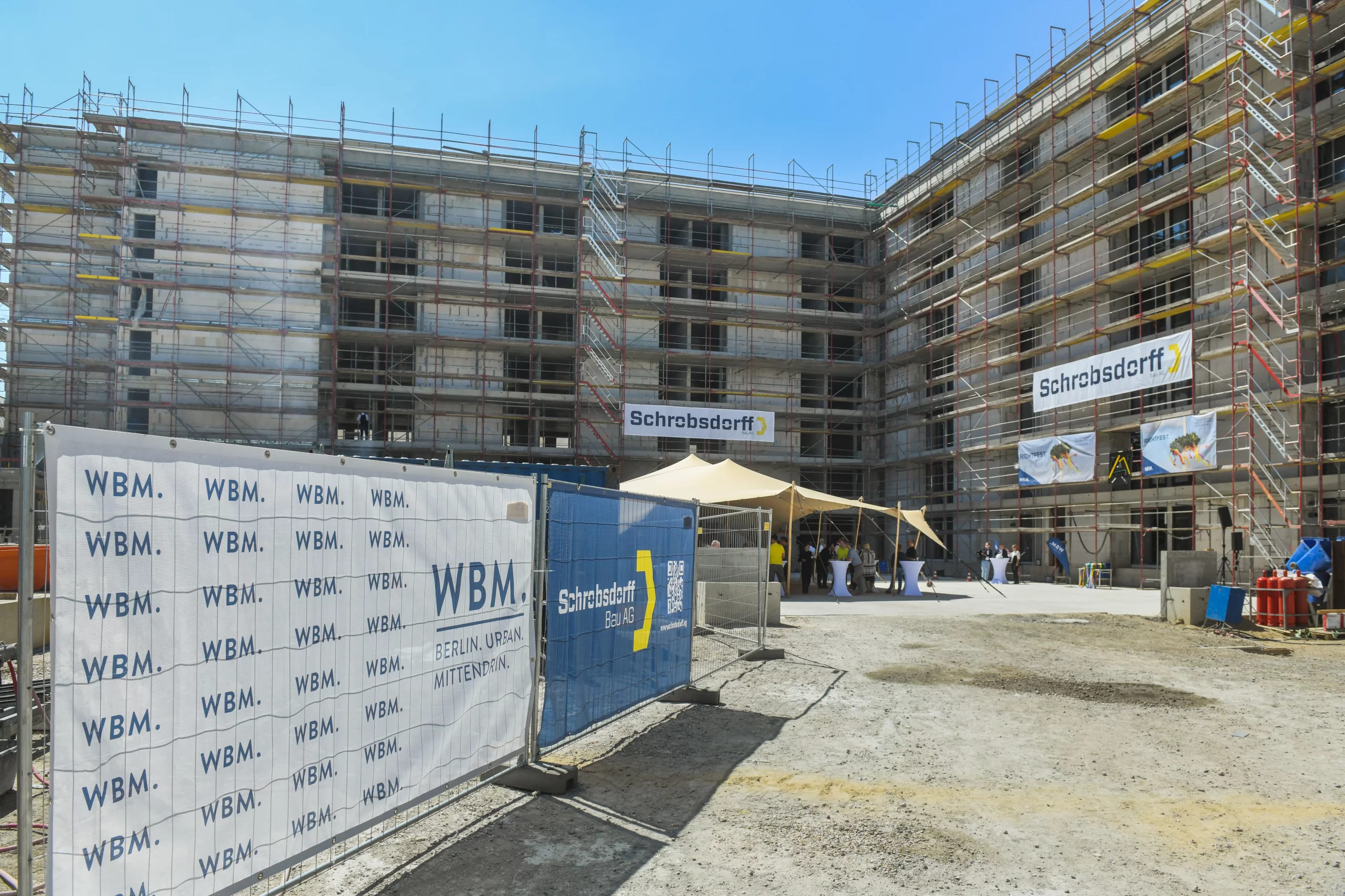 Richtfest für 238 Neubauwohnungen in der Wasserstadt Oberhavel